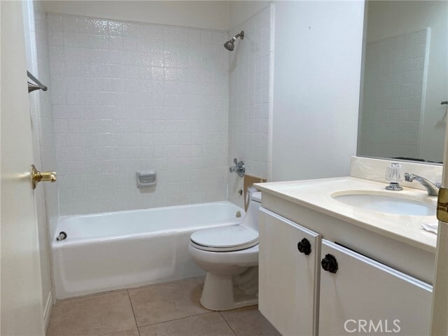 Building Photo - 22942 Via Cruz