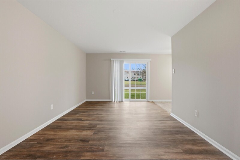 Building Photo - 4546 Rosemarie Dr