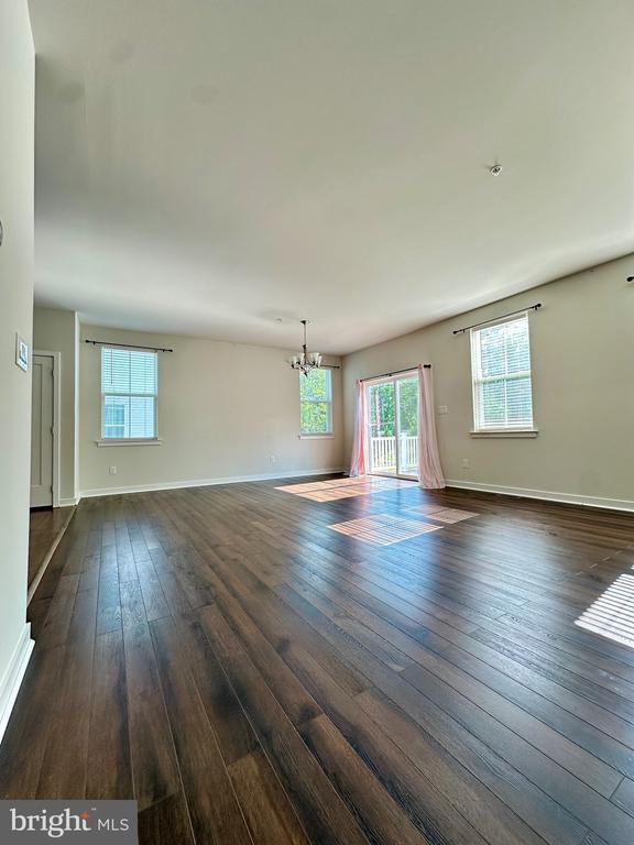 Building Photo - 313 Wynstone Ct