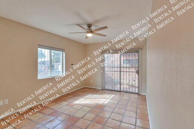 Building Photo - 277 E Root Way
