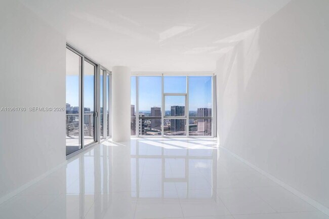 Building Photo - 851 NE 1st Ave