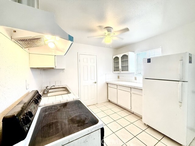 Building Photo - 974 Grand