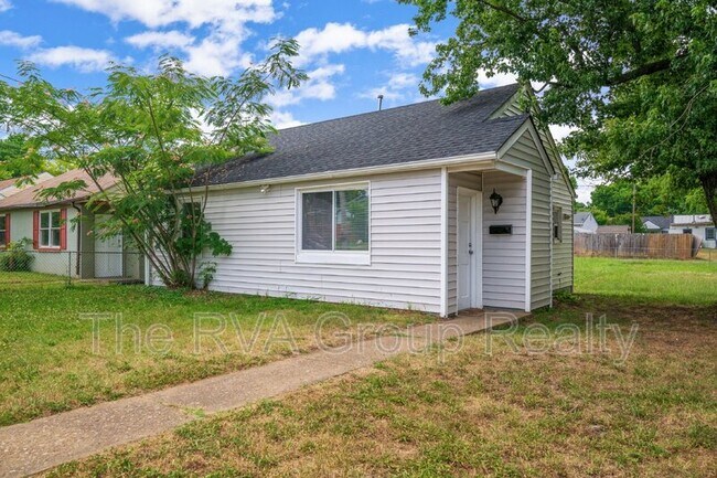 Building Photo - 1801 Keswick Avenue