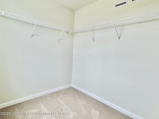 Building Photo - 38 Nelsons Way