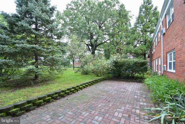 Building Photo - 3436 Martha Custis Dr