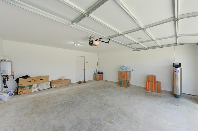 Building Photo - 30026 Gallatin River Ln