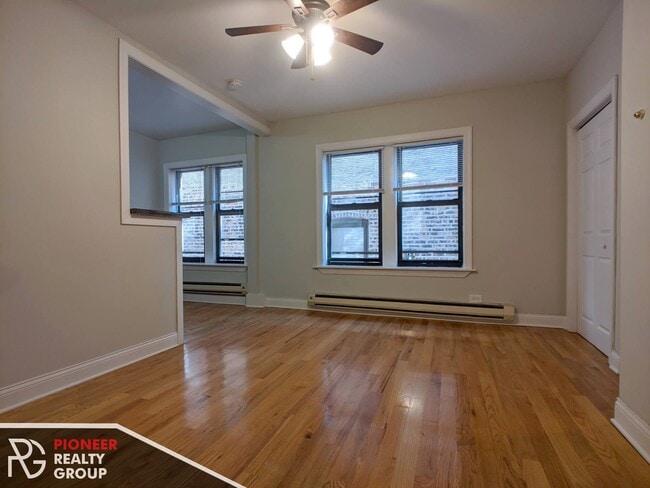 Building Photo - 2842 N Orchard St