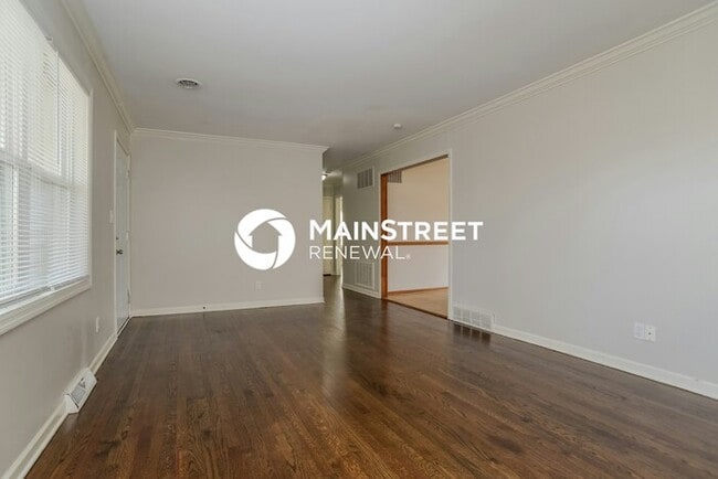 Building Photo - 3 Bedroom Pet-Friendly Home in Shawnee, KS...