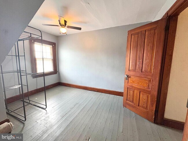 Building Photo - 425 Juniper St