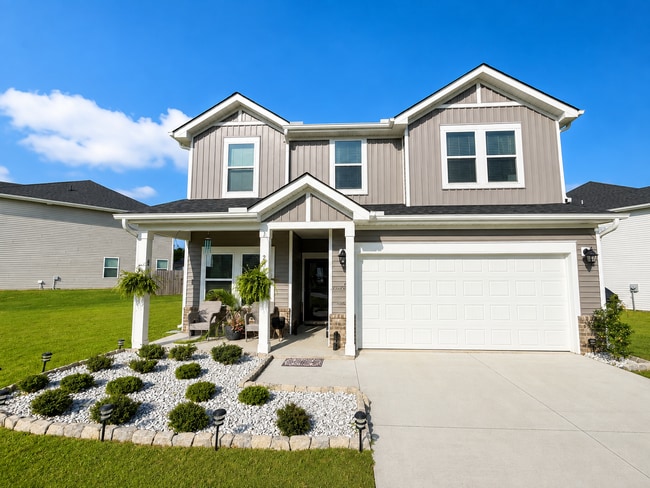 Building Photo - 206 Garrison Grove Dr