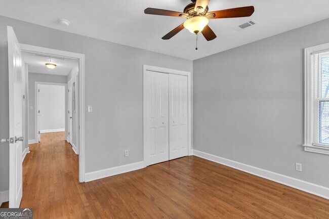 Building Photo - 1670 Cecilia Dr SE