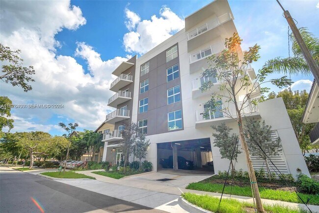 Building Photo - 1938 Jackson St