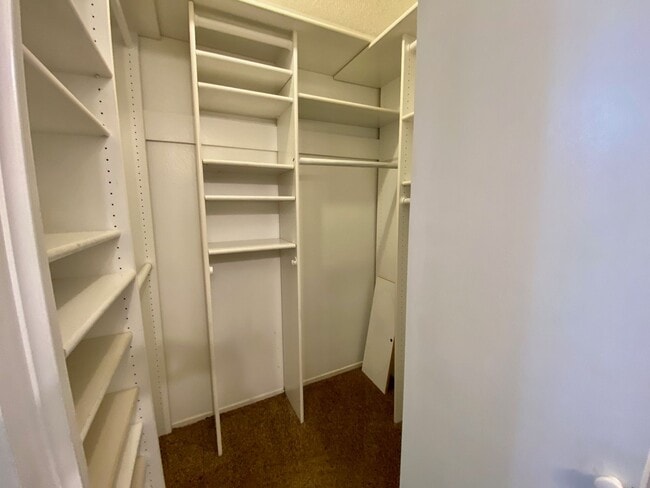 Building Photo - $2,395 Herndon & First, Spacious 4 Bedroom...