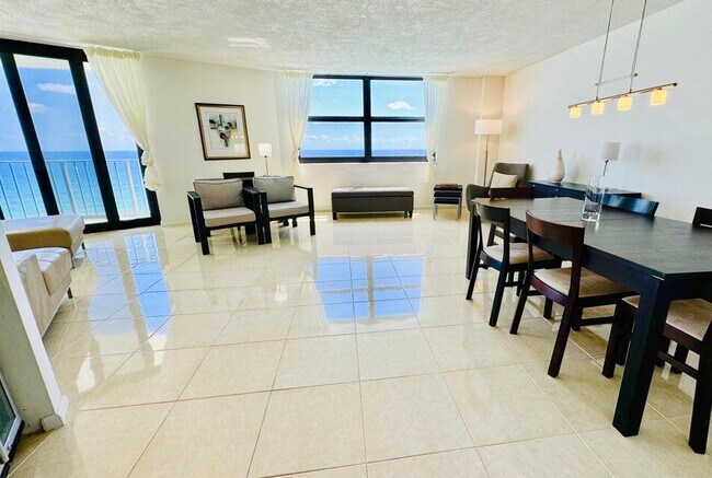 Building Photo - 5420 N Ocean Dr