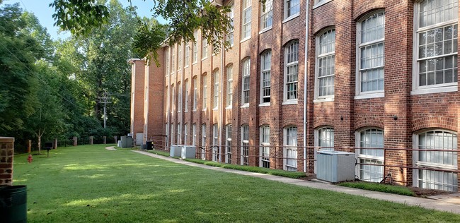 Building Photo - Rhode Island Mill