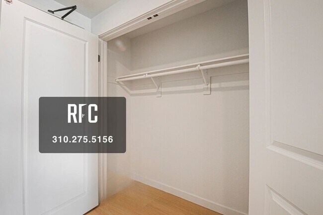 Building Photo - Welcome to the Gramercy