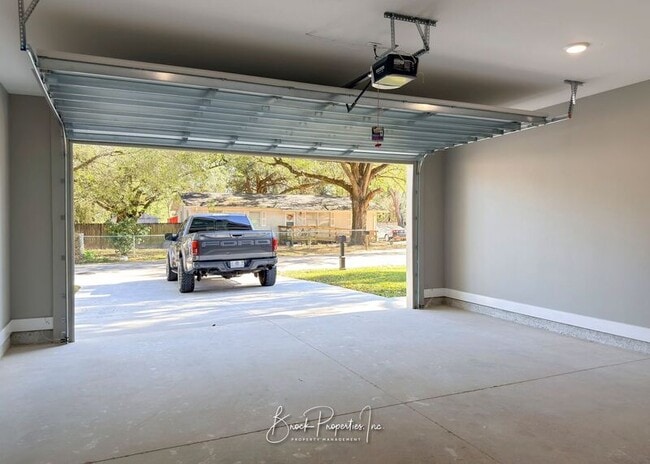 Building Photo - 8397 Kipling St