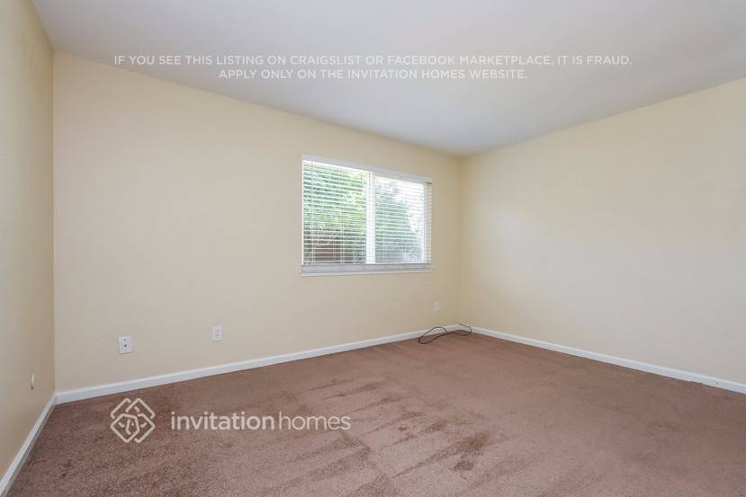 Building Photo - 165 N Catamaran Cir