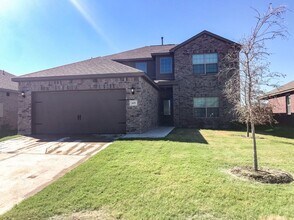 Building Photo - 205 Emma Dr