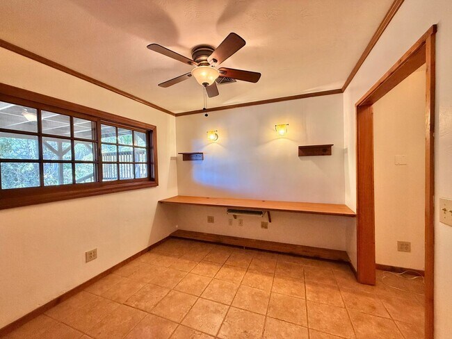 Building Photo - 5616 Marne Ave