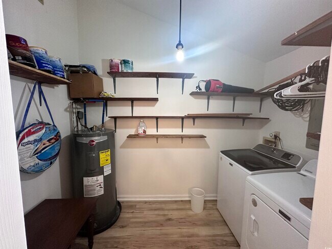 Building Photo - 5165 Inlet Garden Ct