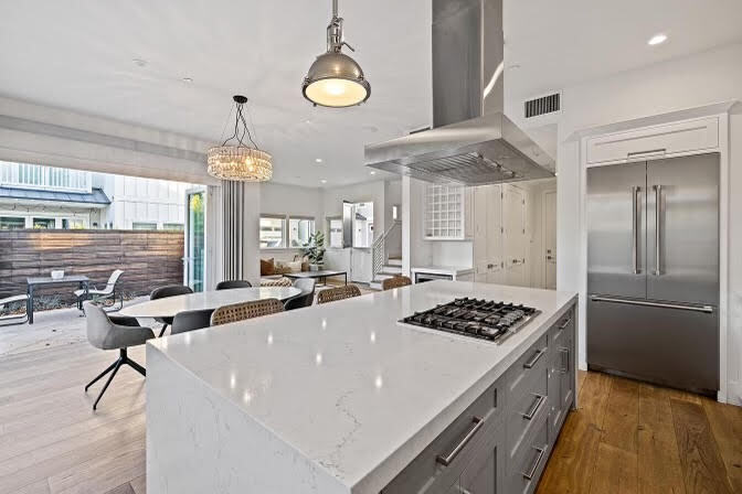 Building Photo - 165 22nd St