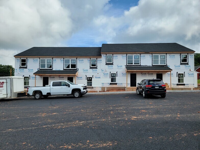 Building Photo - 1334 Reading Rd