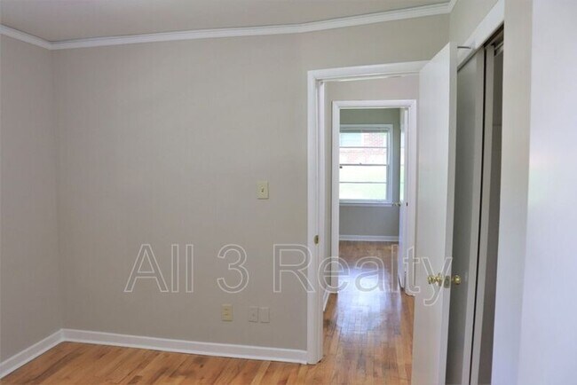 Building Photo - 939 Green Ridge Ct