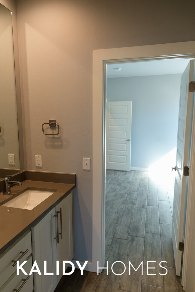 Building Photo - 306 Kirks Holw