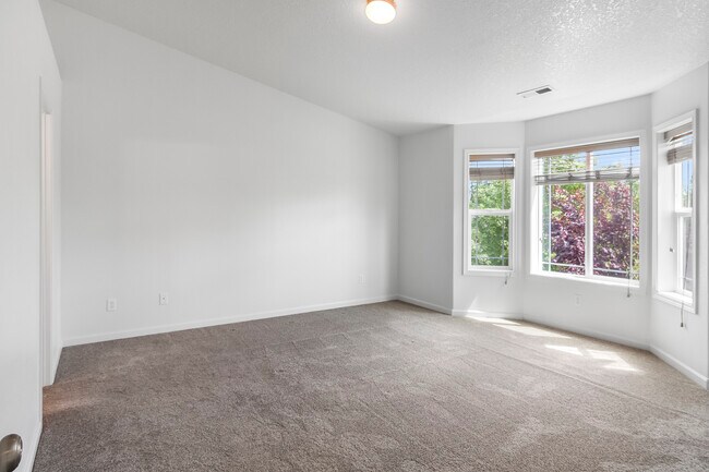 Building Photo - 7212 34th Ave NE