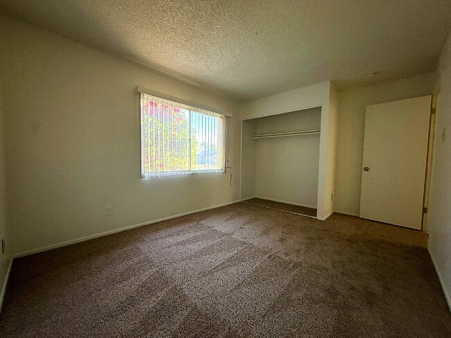 Building Photo - Fully Remodeled Home in Prime Location – Move-In Ready!