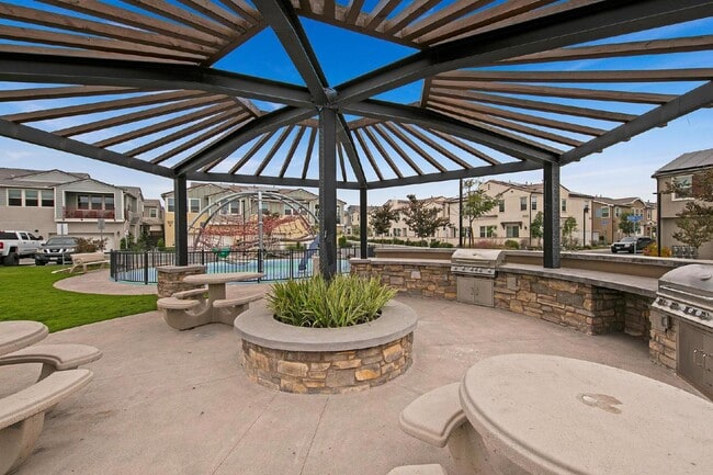 Building Photo - Village of Escaya - 3 Br 2.5 Ba - 2 car attached garage - must see this fabulous community!