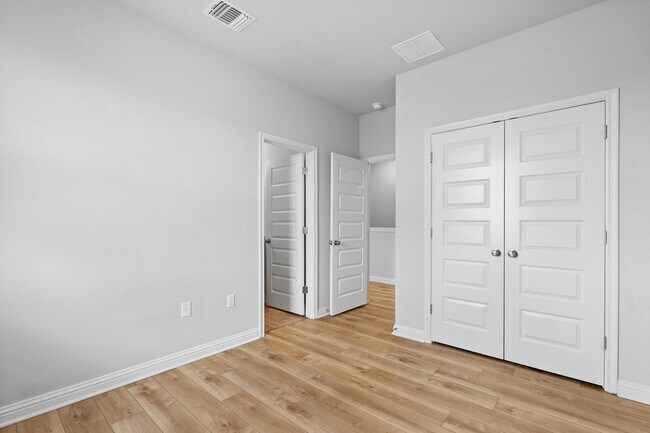 Building Photo - 7814 Wilfred Dr