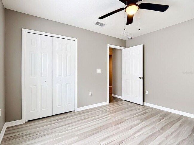 Building Photo - 3 bedroom 2 bath Home in Champions Gate!