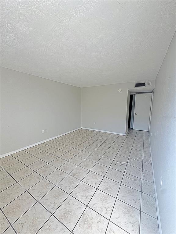 Building Photo - 660 Island Way