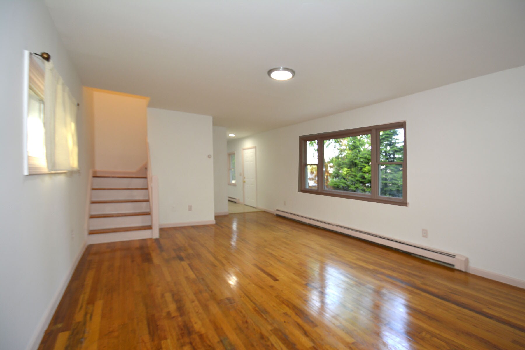 Building Photo - 318 Harrington Ave