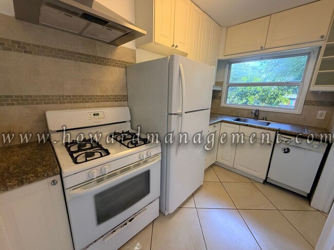 Building Photo - 00644VE