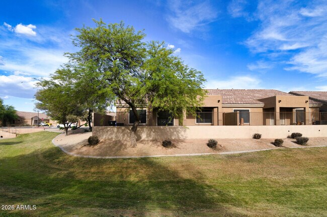 Building Photo - 2565 S Signal Butte Rd