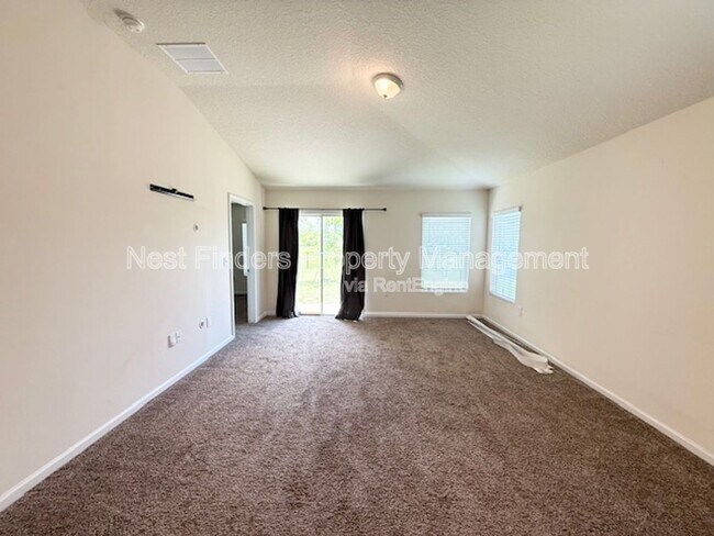 Building Photo - 8118 Meadow Walk Ln