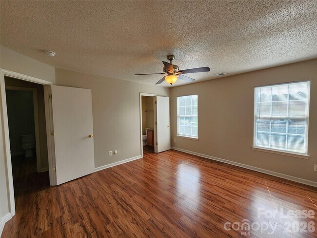 Building Photo - 3046 Talledaga Ln SW