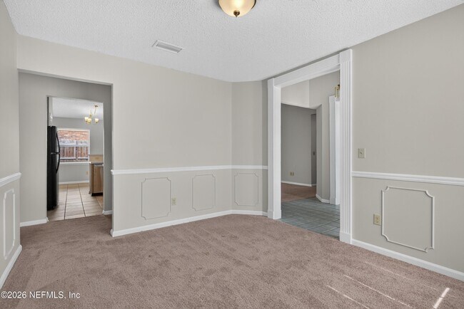Building Photo - 400 Ashcroft Landing Dr