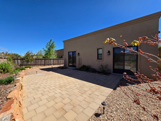 Building Photo - 3161 Viale Tresana Ct