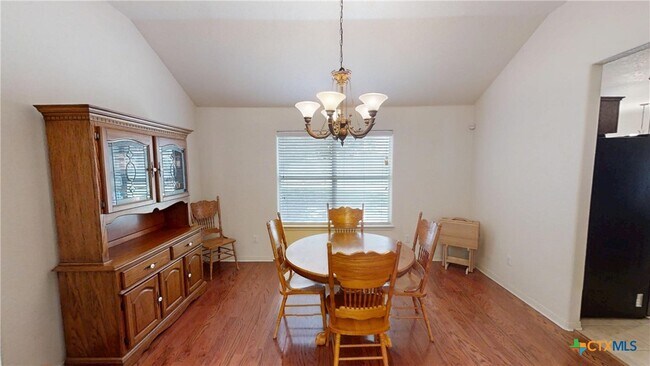 Building Photo - 5601 Hunters Ridge Trail