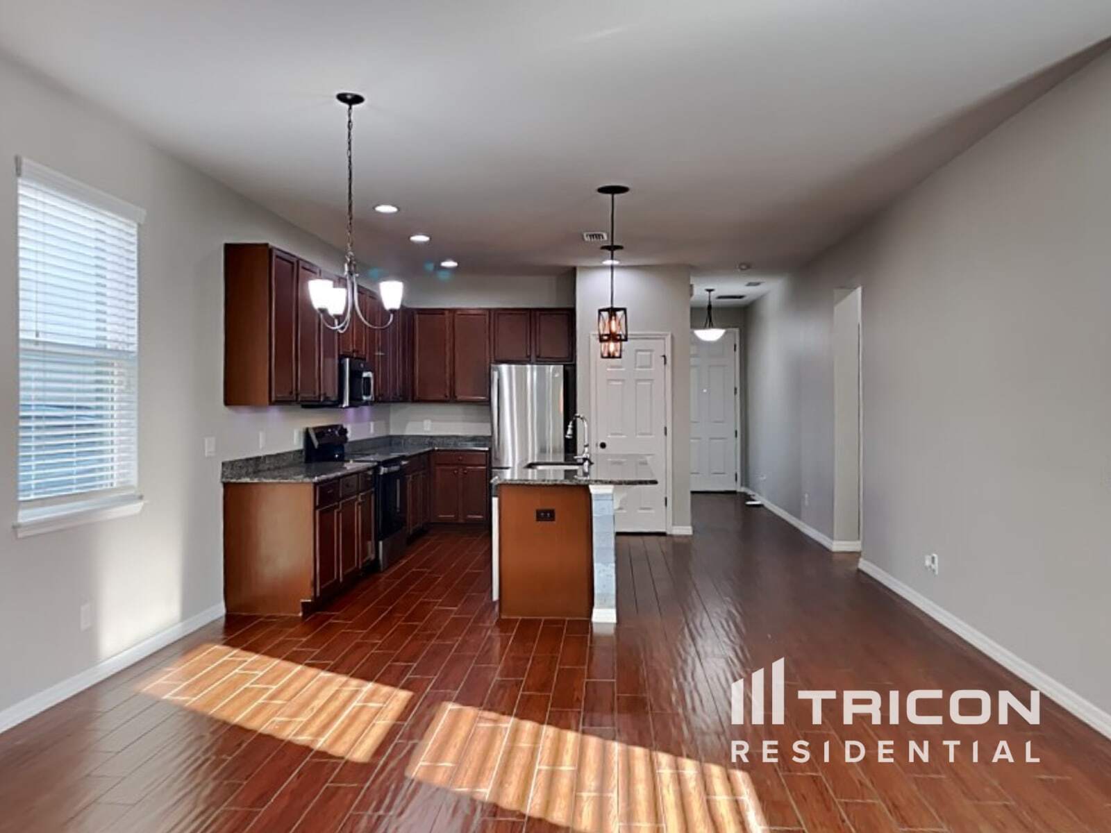 Building Photo - 32741 Coldwater Creek Loop