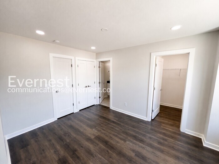 Building Photo - 614 Mason Ward Pl