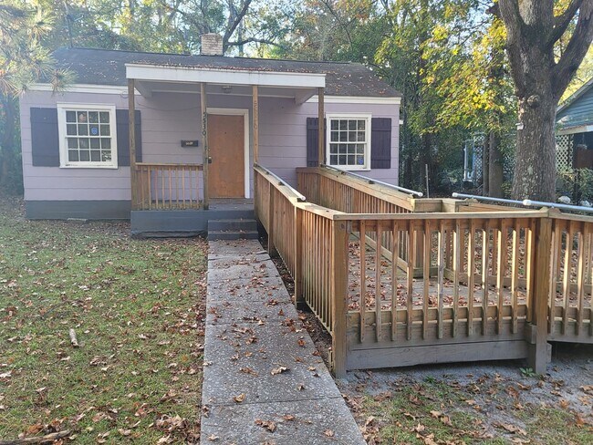 Primary Photo - North Main