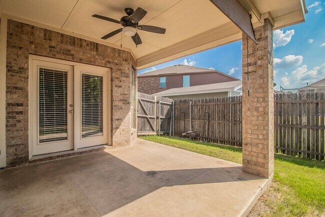 Building Photo - COMING SOON! Corner lot home in a quiet cu...