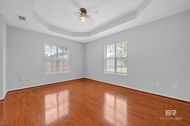 Building Photo - 9785 Terrace Dr