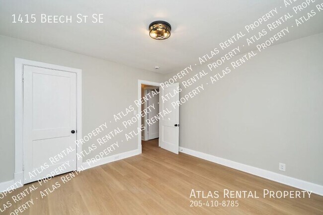 Building Photo - 1415 Beech St SE