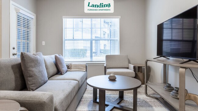 Building Photo - 515 E Palm Valley Blvd